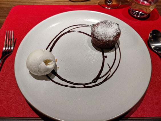 Lava-Kuchen, Butcher's Cut