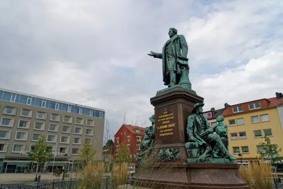 Innenstadt - Bürgermeister-Smidt-Statue