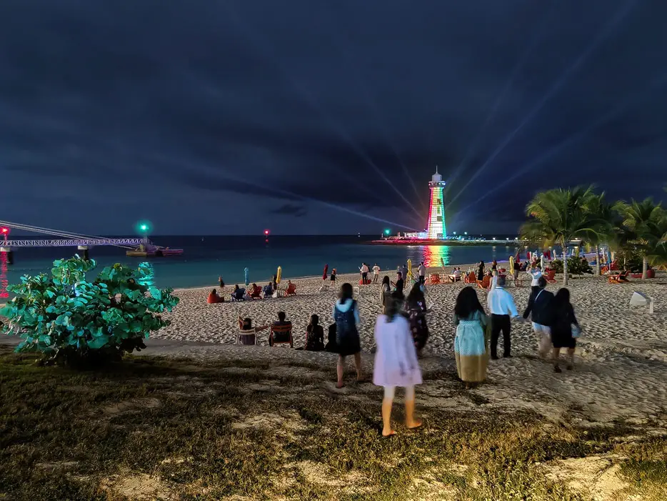 Lighthouse Show und Strandparty auf Ocean Cay