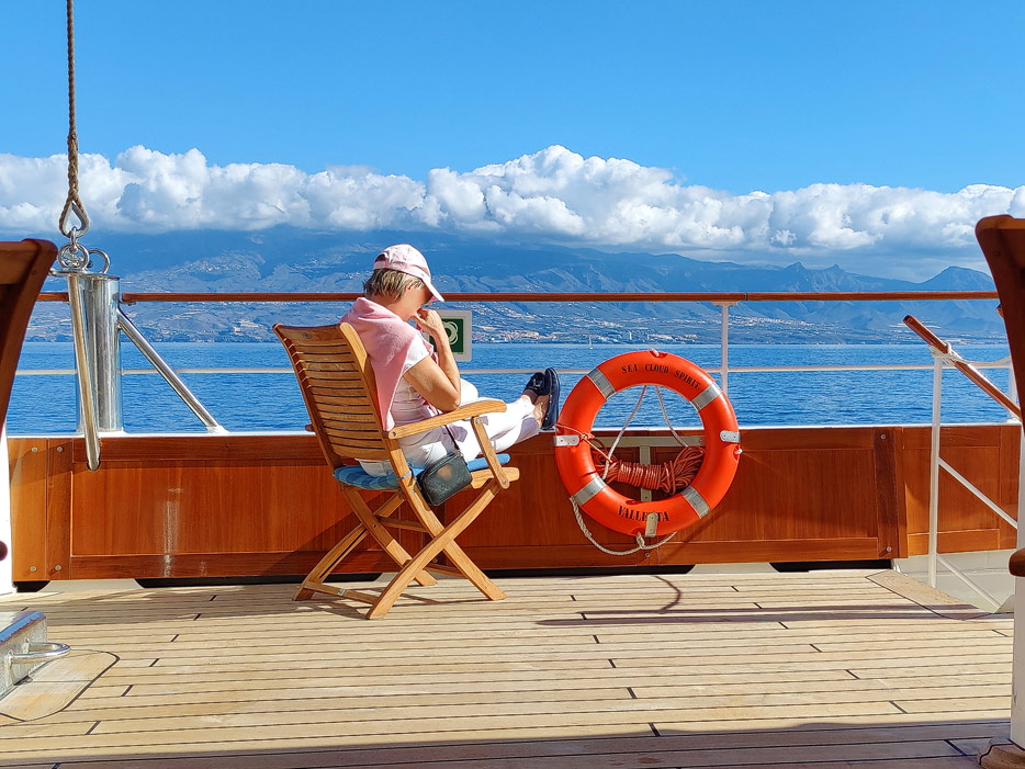 Lido-Deck, an der Reling