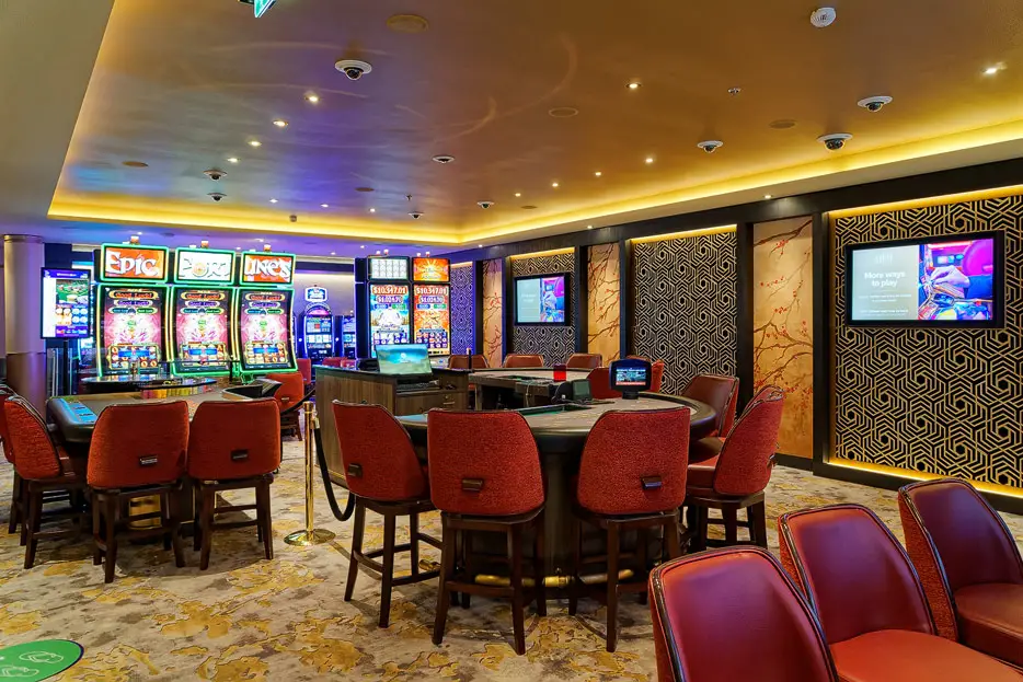 Casino Golden Room