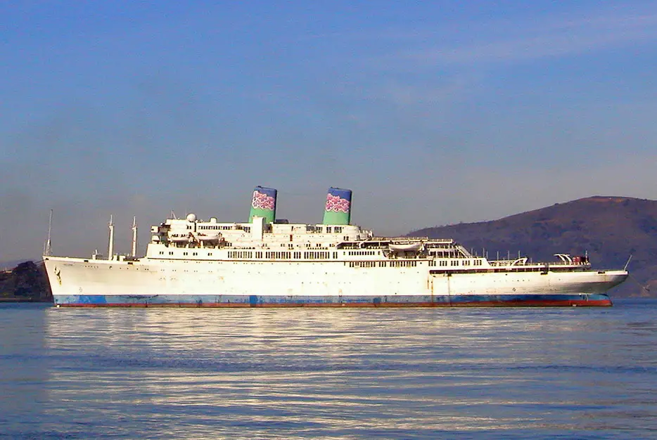 Oceanic, ehemals Independence, 2008 in der San Francisco Bay