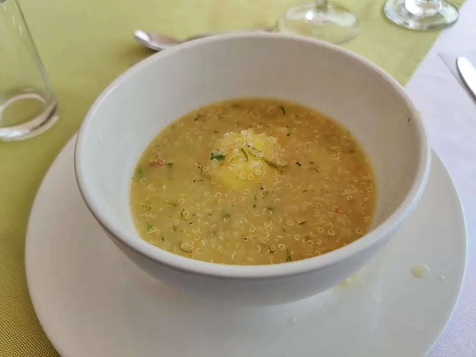 Quinoa-Suppe