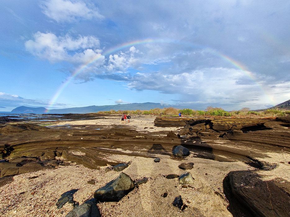Regenbogen über Puerto Egas