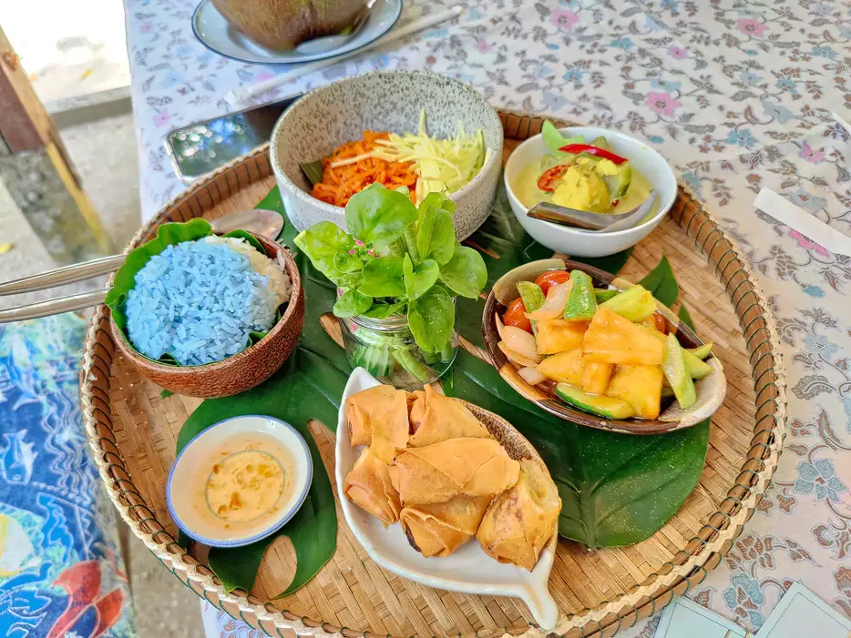 Restaurant Baan Saun Lang Sard