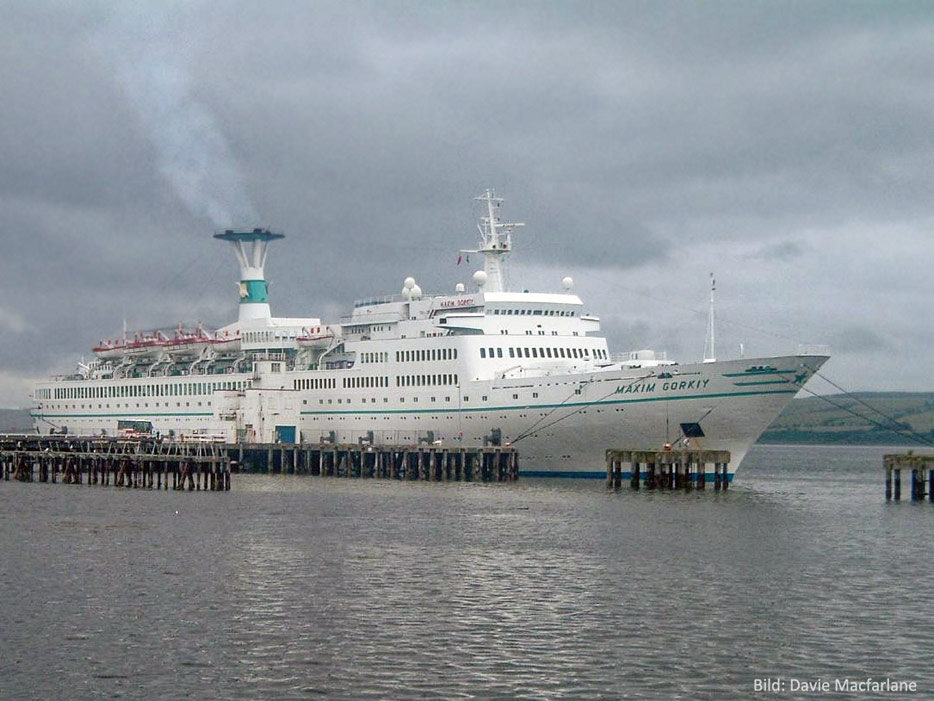 Mit der Maxim Gorkiy begann bei Phoenix Reisen die Kreuzfahrt