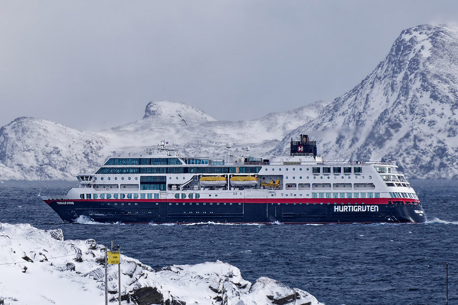 Die Trollfjord ist das neueste Schiff der Hurtigruten-Flotte im KĂĽstenrouten-Dienst