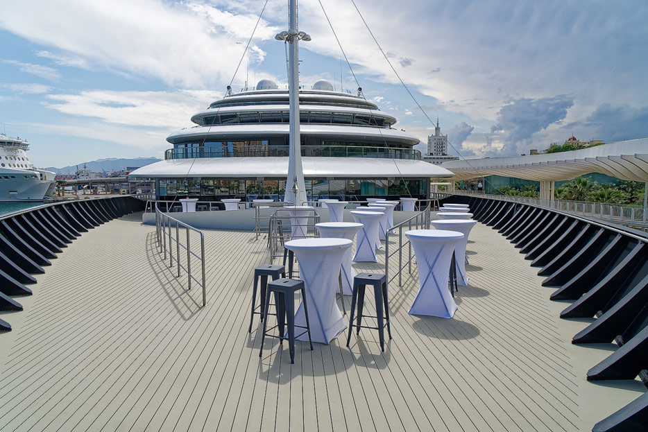 Observation Terrace, Deck 5