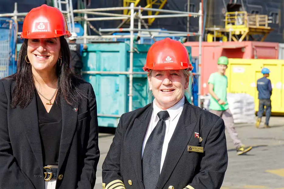 Cunard-Präsidentin Katie McAlister, Kapitänin Inger Thorhauge