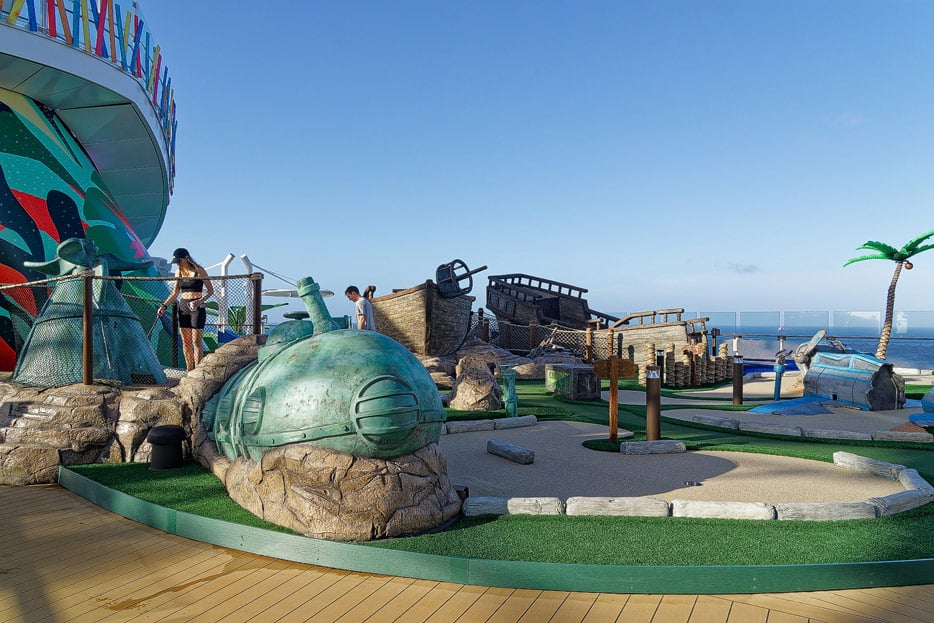 Thrill Island, Minigolf