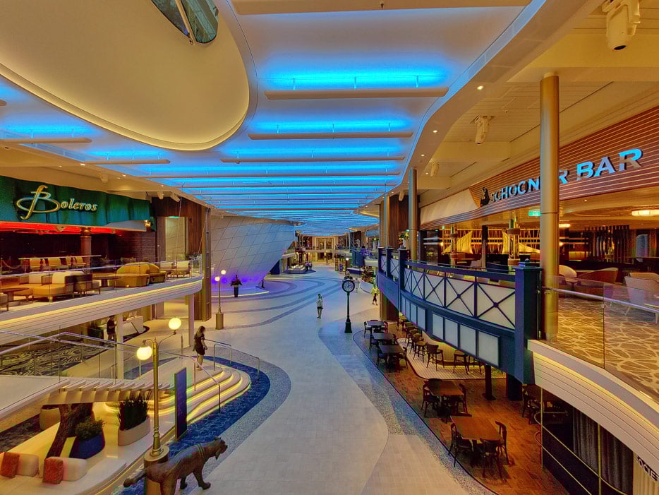 Royal Promenade