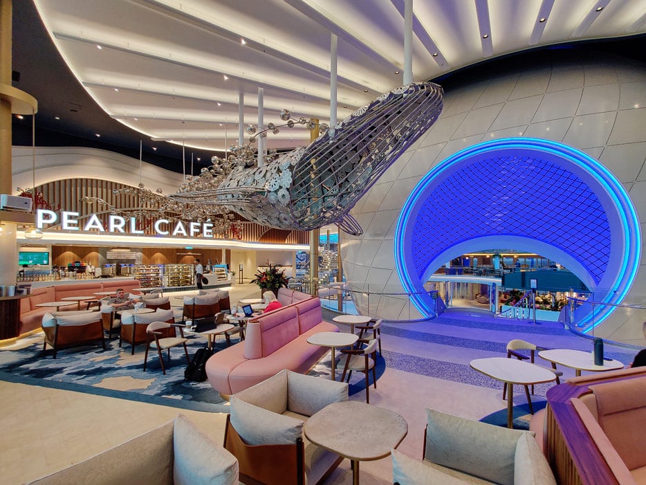 The Pearl, Royal Promenade