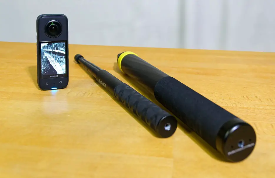 Insta 360 mit Teleskop-Selfie-Sticks 114 cm und 3 Meter