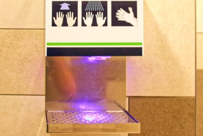 Symbolbild Magen-Darm-Noro-Virus, Desinfektionsgerät