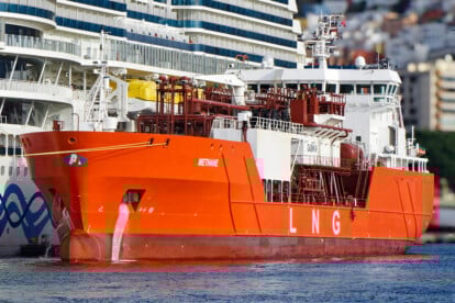 Symbolbild LNG-Tankschiff, AIDAnova