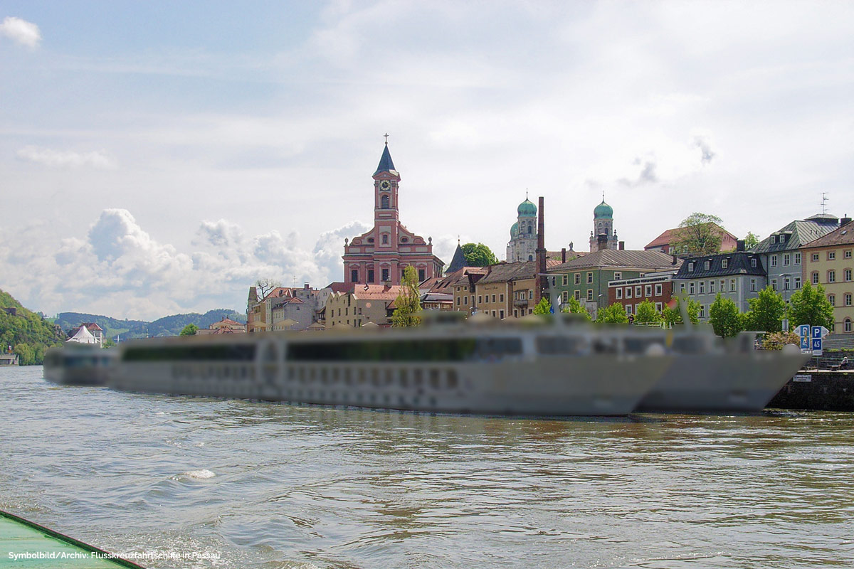 Symbolbild/Archiv: Flusskreuzfahrtschiffe in Passau