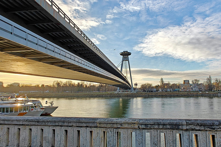 Ufo-Brücke, Bratislava