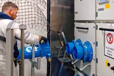 Landstrom-Übergaberaum