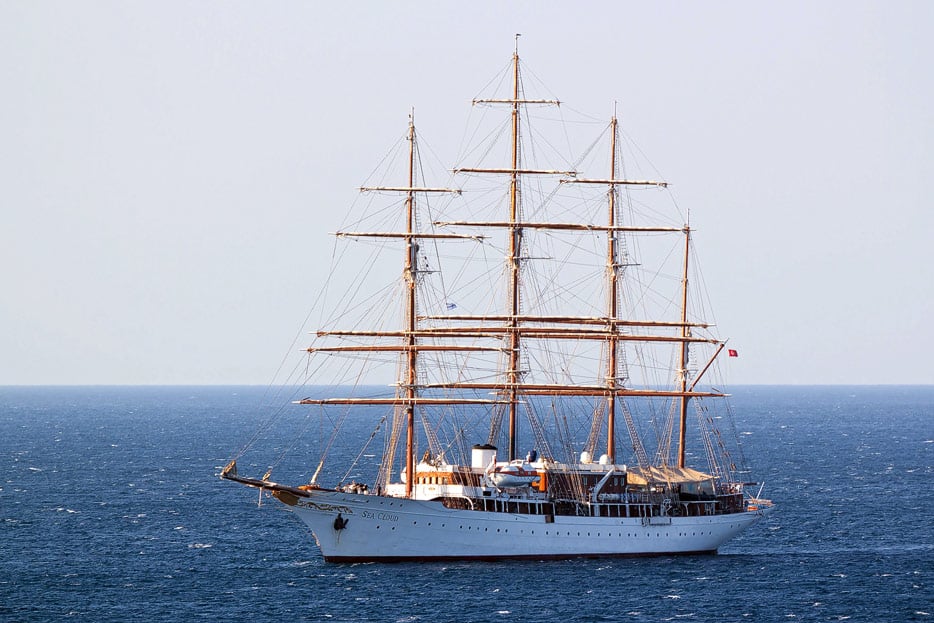 Wer ist die Taufpatin der Sea Cloud? An diesem Schiff habe nicht nur ich mir bei der Recherche die Zähne ausgebissen ...