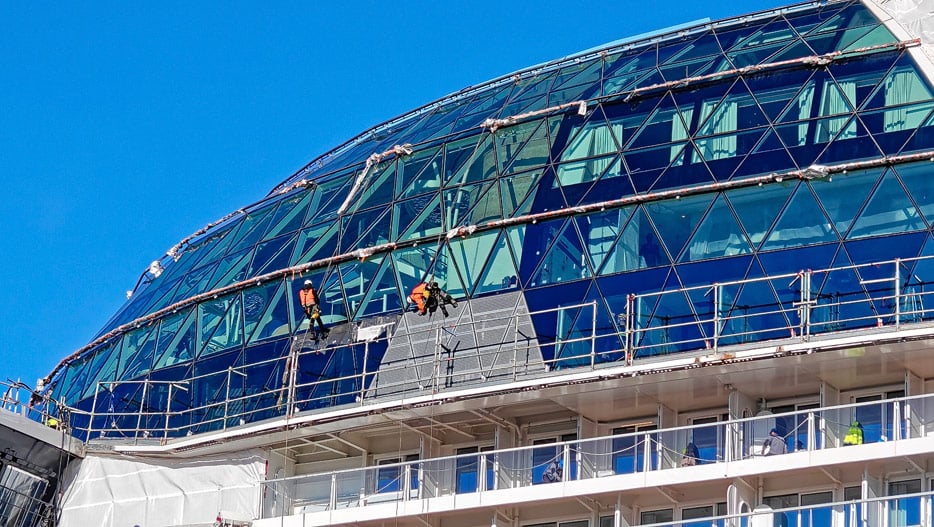 Legend of the Seas, Aqua Dome