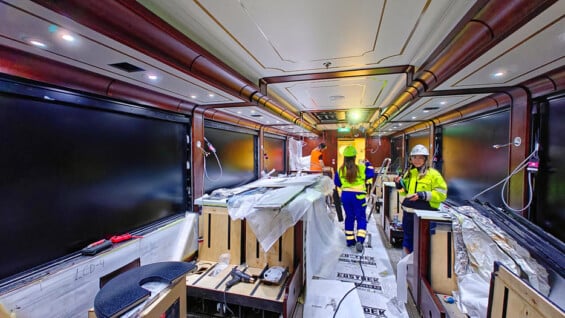 Royal Railway - Legend Station