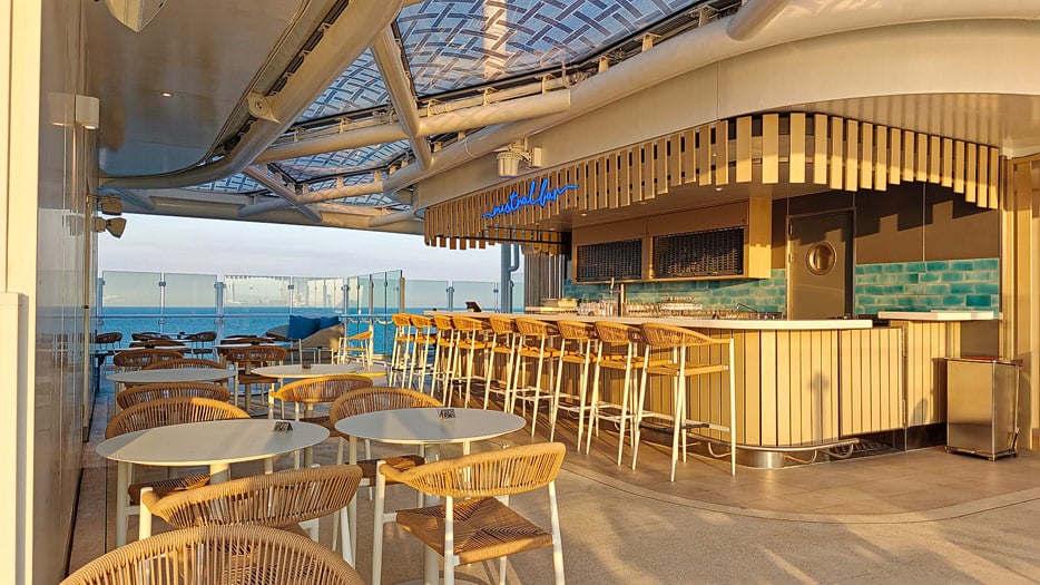 Mistral Bar