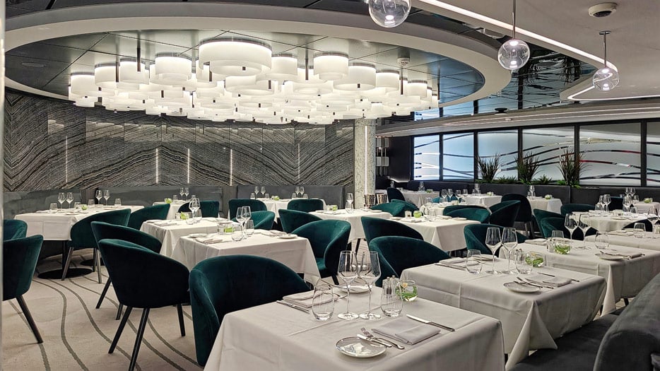 Yacht Club Restaurant