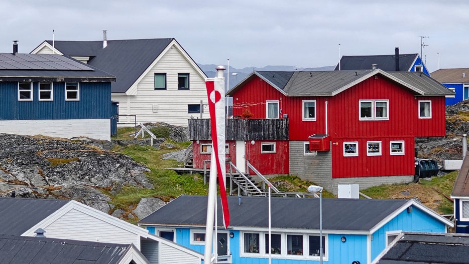 Nuuk, grönländische Flagge