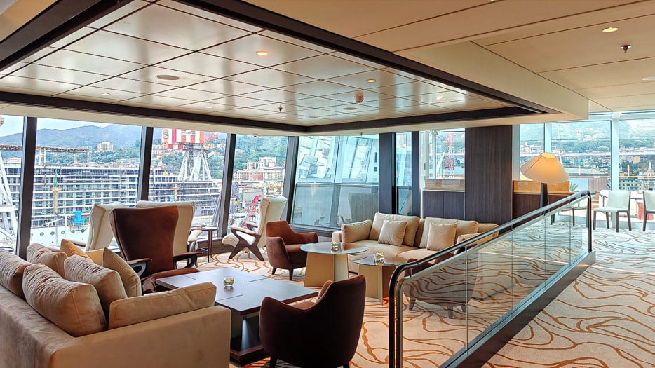 Explora Lounge