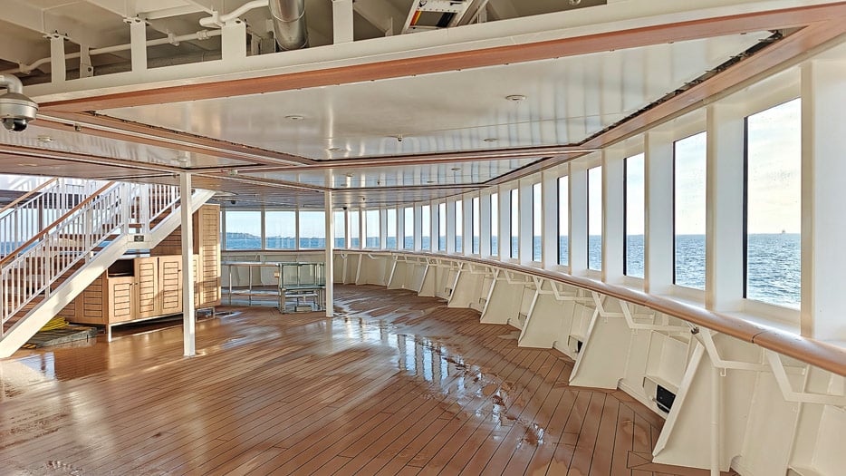 Observation Deck 6