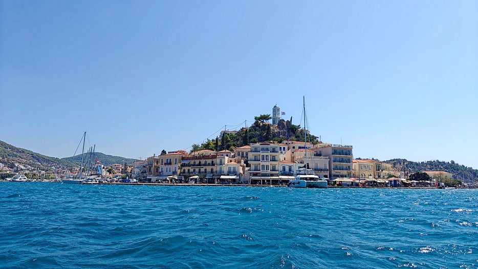 Poros