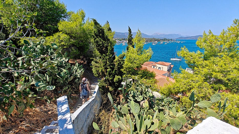 Poros