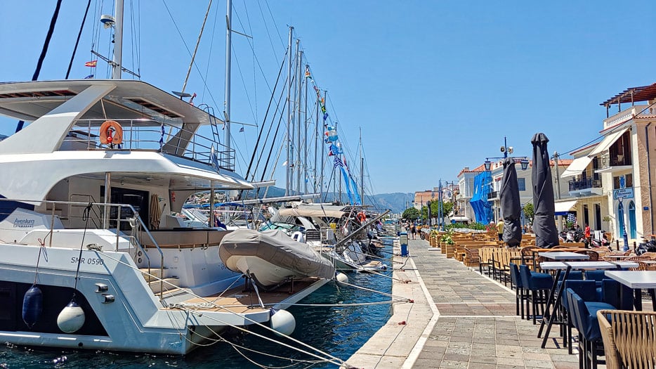 Poros