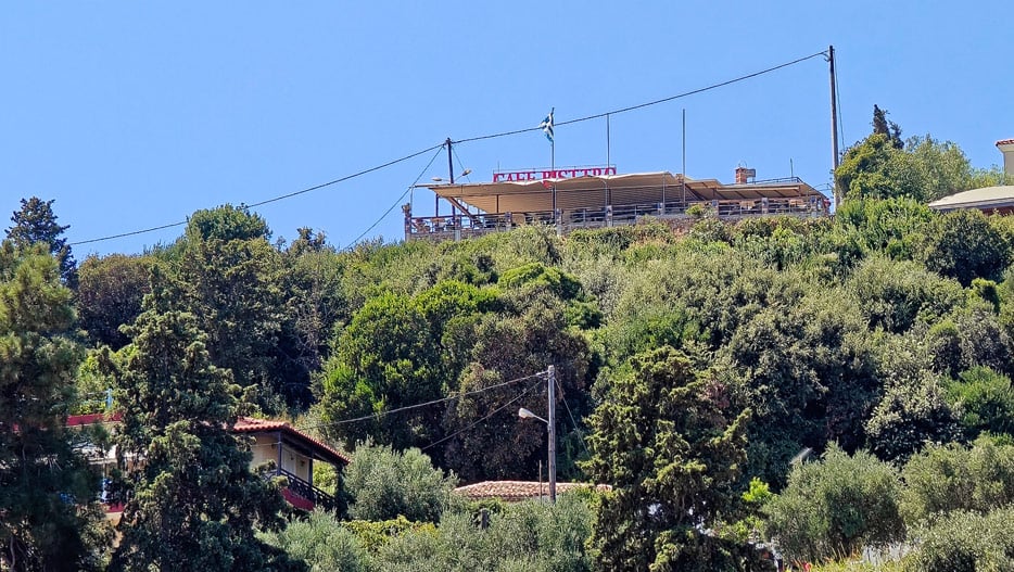 Cafe und Bistro Meltemi