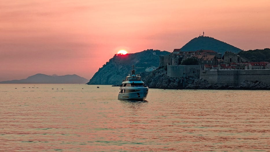 Sonnenuntergang hinter Dubrovnik