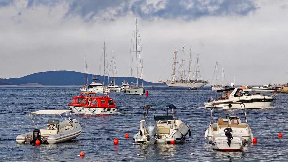 Star Clipper vor Hvar