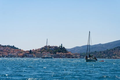 Poros