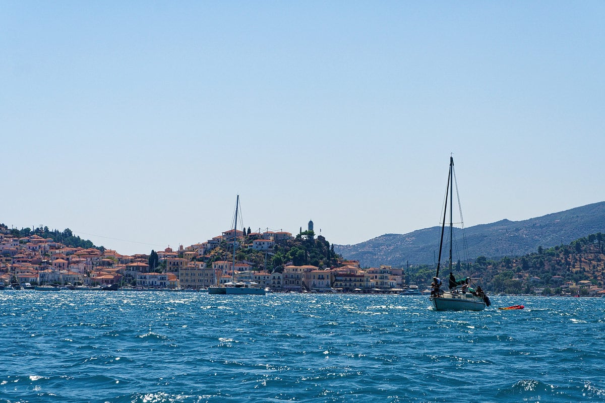 Poros
