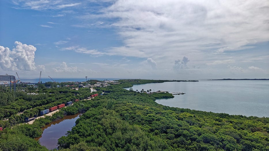 unerschlossener Bereich der Insel